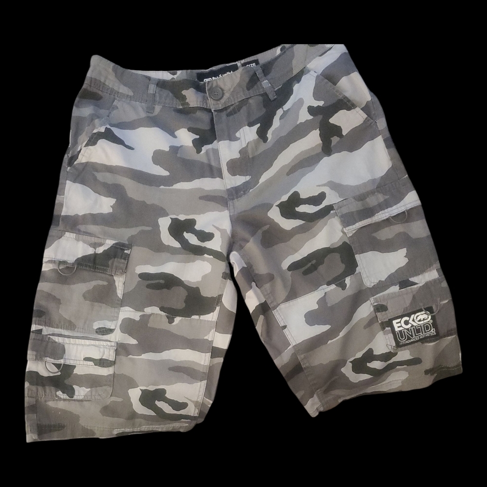 Ecko Unlimited Men's Black and Gray Camo Cargo Shorts